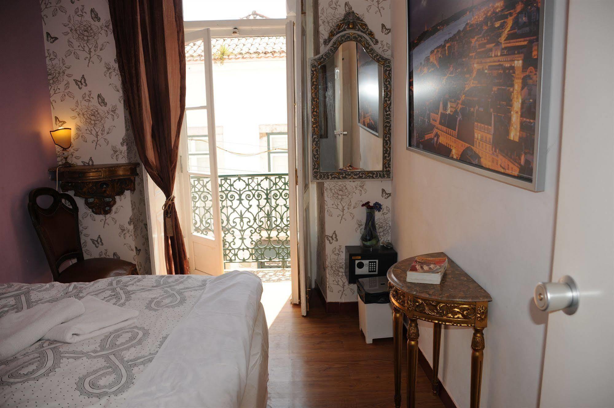 Alfama Patio Apartments Lisbon Exterior photo
